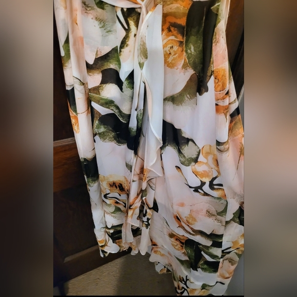 Sangria Dress Gorgeous & Flowing Spring/Summer Dress Size 8 - Picture 6 of 6